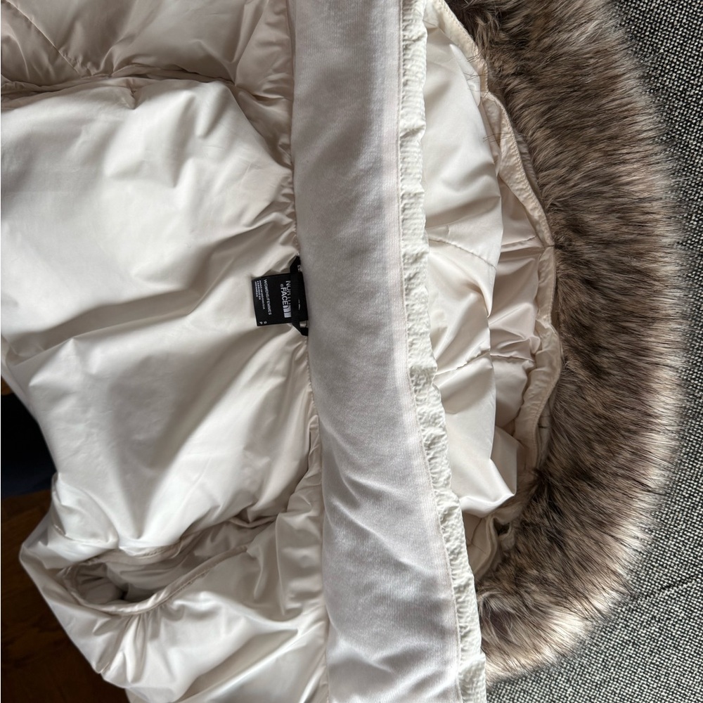 The North Face Hey Mama Parkina in ivory S - Picture 3 of 6